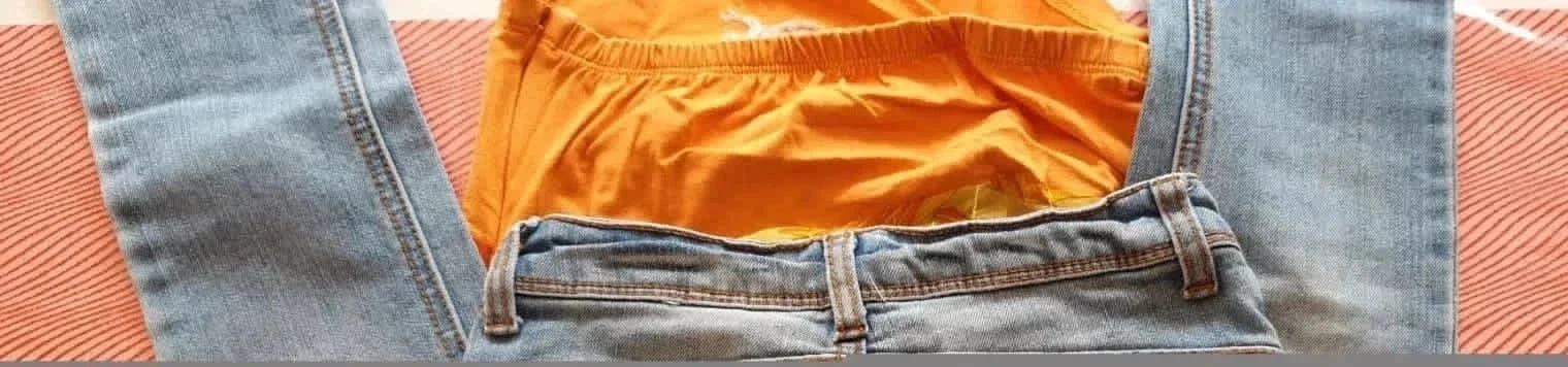 Slim fit jeans and top by Orchestra, size 8 – photo 7